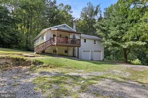 5075 MURPHY LANE, SPRING GROVE, PA 17362