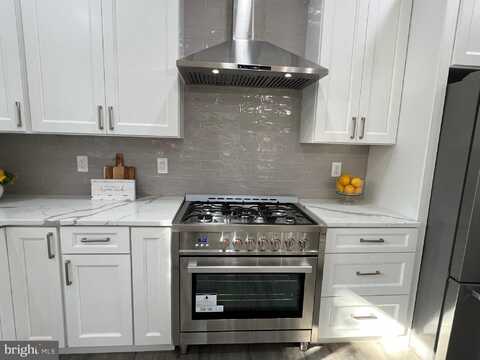 920 BROMPTON STREET, FREDERICKSBURG, VA 22401