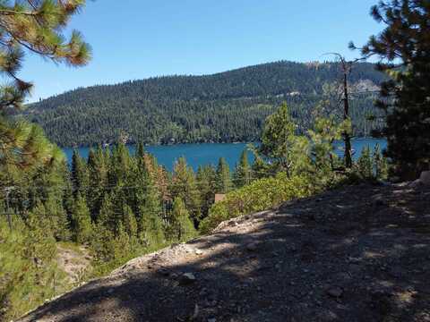 14741 Denton Avenue, Truckee, CA 96161