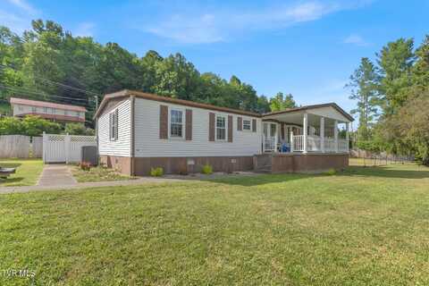 708 Northeast Gilliam Street, Wise, VA 24293