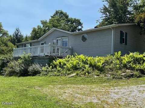 7900 High Oak Road, Pound, VA 24279