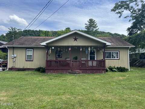 118 Derby Avenue, Pennington Gap, VA 24277