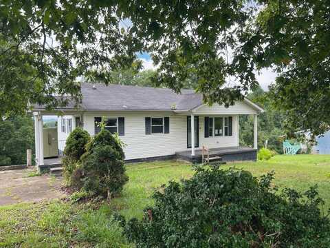 596 Big Smith Ridge Road, Clintwood, VA 24228