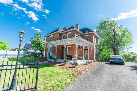 111 W 4th Avenue, Watauga, TN 37694