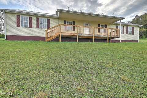 32 Tennessee Street, Honaker, VA 24260