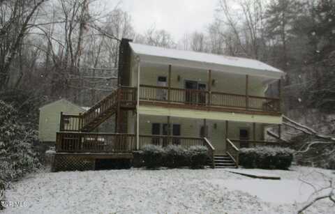 900 Currin Valley Road, Marion, VA 24354