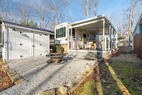 88 Apache Trail, CROSSVILLE, TN 38572