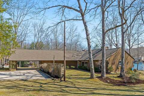 21 Meadowlark Cir, CROSSVILLE, TN 38555