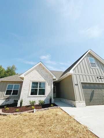 29 W Cemetery Rd, COOKEVILLE, TN 38506