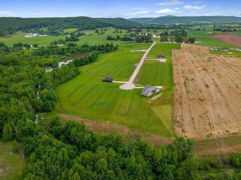 409 Huntington Ln, SPARTA, TN 38583