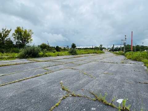 3380 N. Main St, CROSSVILLE, TN 38555
