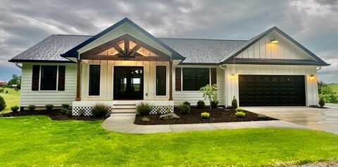 910 Meadowlark Drive, Byrdstown, TN 38549