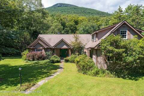 347 W Saugerties Woodstock Road, Woodstock, NY 12498