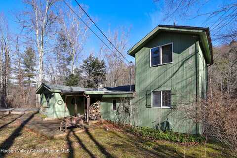 455 Woodland Valley Road, Phoenicia, NY 12464