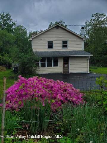 106 Schwabie Turnpike, Kerhonkson, NY 12446
