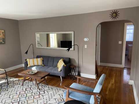 211 Main Street unit: A, Saugerties, NY 12477