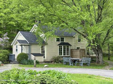 4666 Route 212 unit: House, Willow, NY 12495