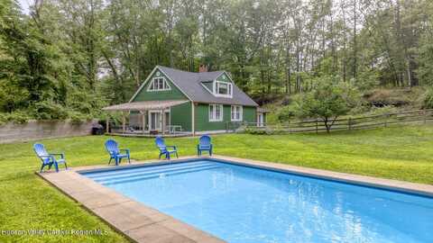 2571 Route 212, Woodstock, NY 12498