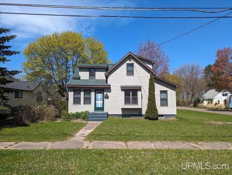 614 Chippewa, Ontonagon, MI 49953