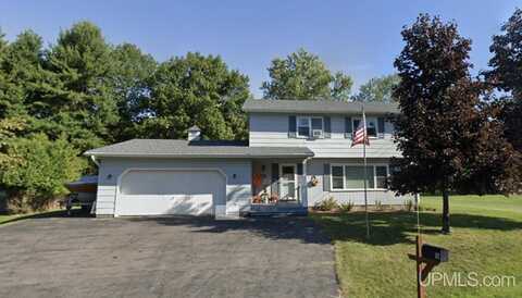 16 Tuttle, L'anse, MI 49946