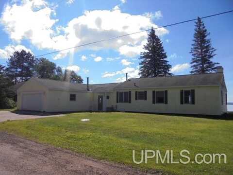 509 Sandy Beach, Bergland, MI 49910