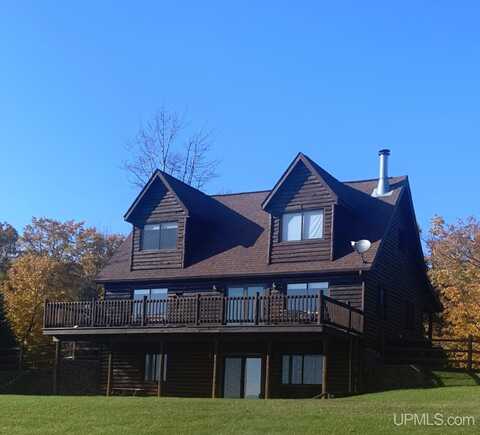 4260 S Barque Point, Manistique, MI 49854