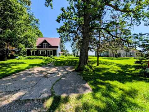 1237 Stromberg, Iron River, MI 49935
