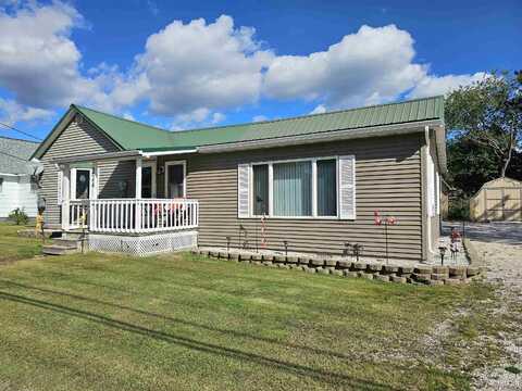 224 N Fifth, Manistique, MI 49854