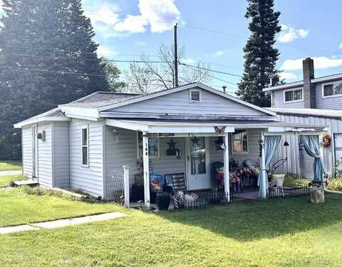 144 Case, Kingsford, MI 49802
