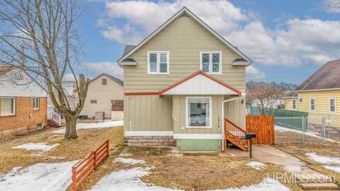 1514 N 16th, Escanaba, MI 49829