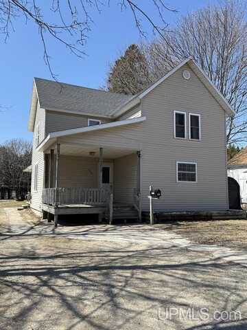 405 N Houghton, Manistique, MI 49854