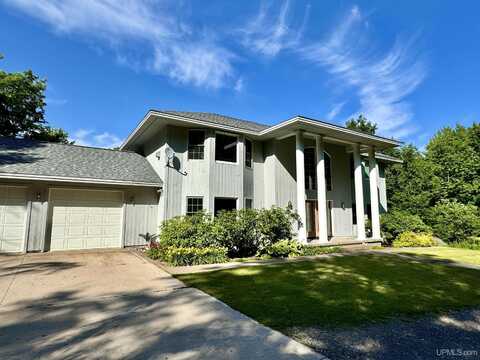 1527 Ravine Side, Houghton, MI 49931