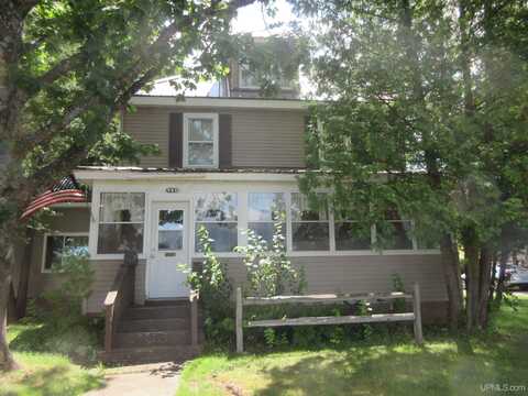 902 Putnam, Wakefield, MI 49968