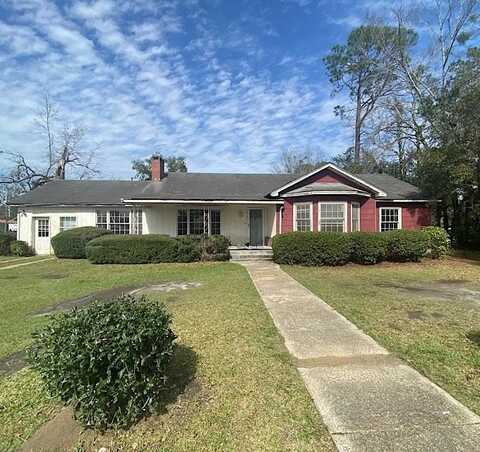 815 Lafayette St, Quitman, GA 31643