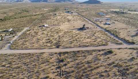 Lot 8b W Chinle Drive, Golden Valley, AZ 86413
