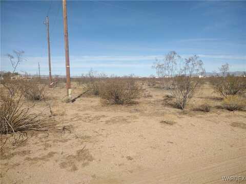 000 S Diamond Street, Golden Valley, AZ 86413