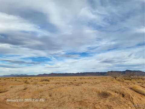 5950 N Dennis Drive, Kingman, AZ 86401