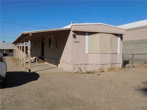 1307 Gemstone Avenue, Bullhead City, AZ 86442
