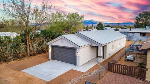 2610 E Lass Ave Avenue, Kingman, AZ 86409