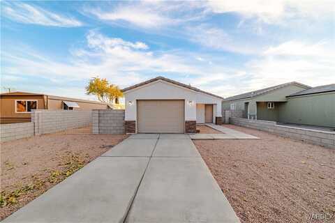 2630 Neal Avenue, Kingman, AZ 86409