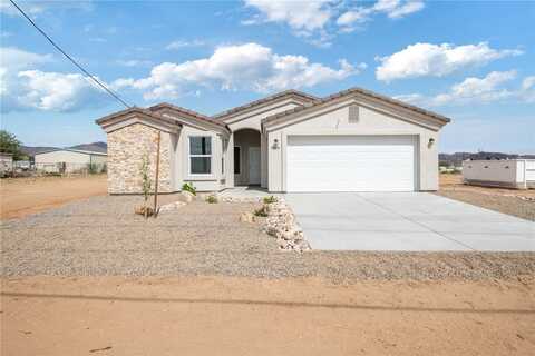 3284 N Hano Road, Golden Valley, AZ 86413