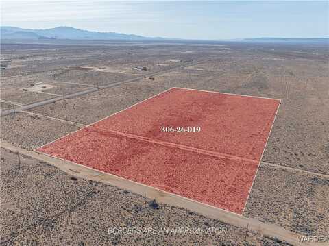 000 Bolsa Road, Golden Valley, AZ 86413