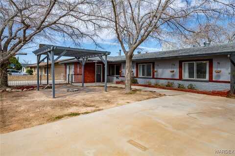 2533 Lillie Avenue, Kingman, AZ 86401