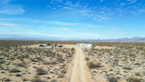 15333 S Doc Holliday Road, Yucca, AZ 86438