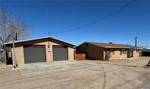 855 E Berk Avenue, Kingman, AZ 86409