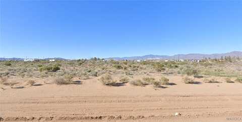 W Redwall Drive lot: 68-F3, Golden Valley, AZ 86413
