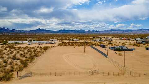 150b S Glen Canyon Road, Golden Valley, AZ 86413