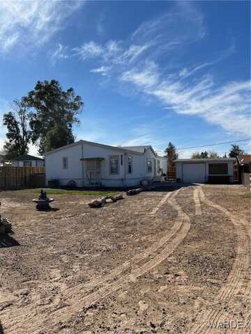 10077 S Oak Tree Drive, Mohave Valley, AZ 86440