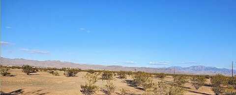 7737 W Diabase Drive, Golden Valley, AZ 86413