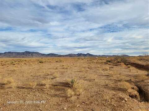 5934 N Dennis Drive, Kingman, AZ 86401